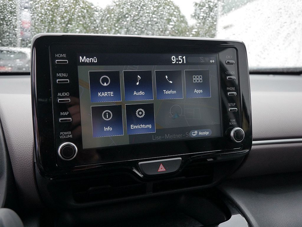 Toyota Yaris Cross 360 Grad SHZ KAMERA NAVI PDC ACC LED