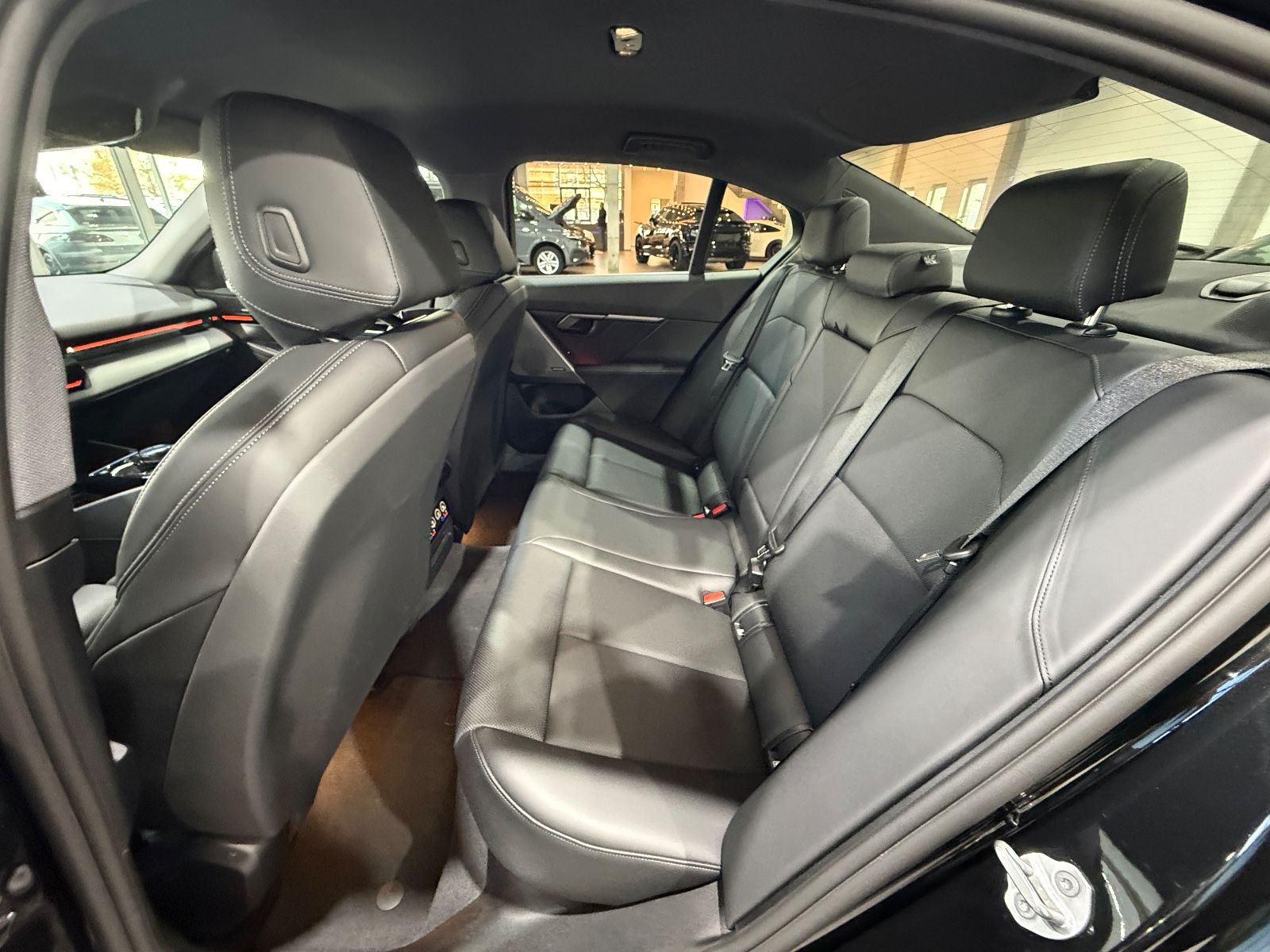 BMW 520 d  Limousine*LED*H&K*360°*Ambiente*Live*HUD*