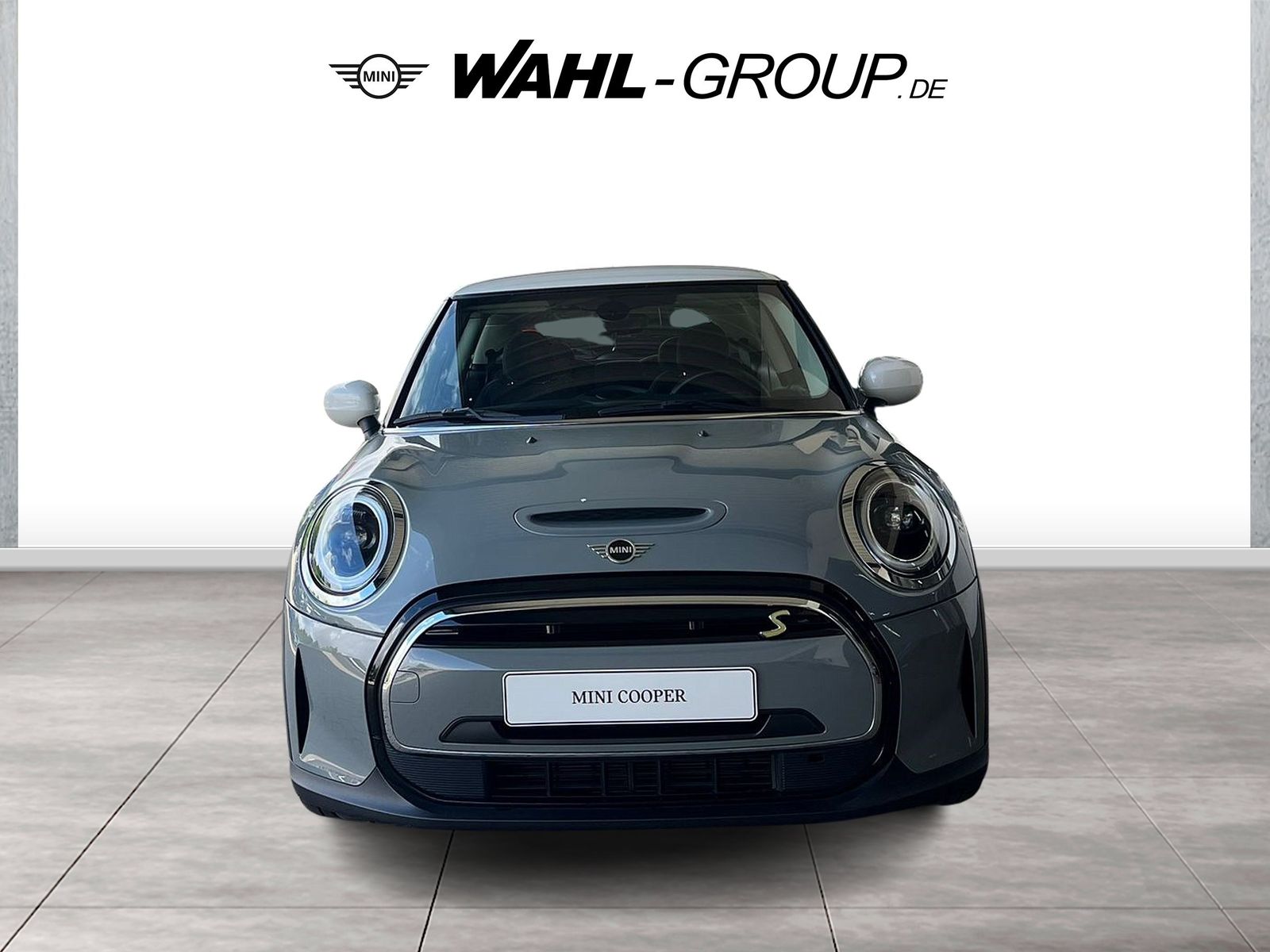 MINI Cooper SE Essential - Samsaru's Car Outlet