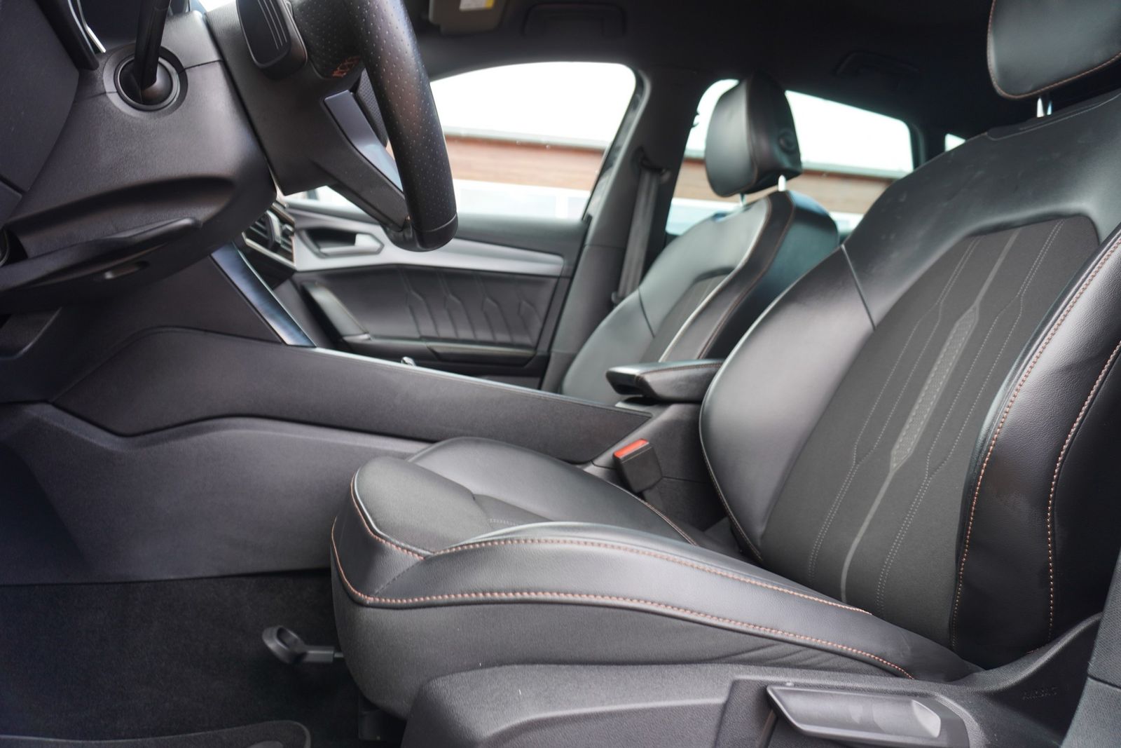 Cupra Formentor 1.4 e-HYBRID DSG - Samsaru's Car Outlet