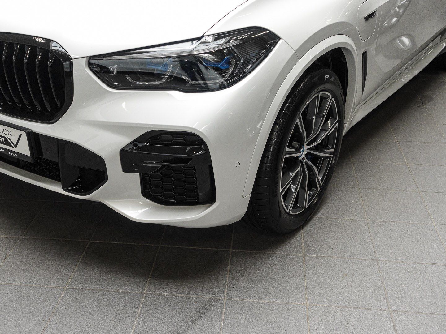 BMW X5 xDrive45e M Sport AHK GSD M-Sitz DA+PA+HUS La