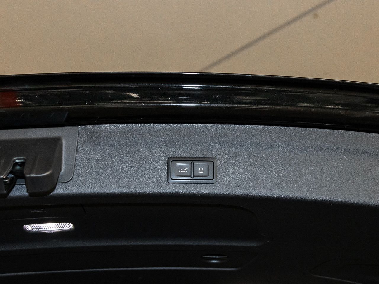Audi A6 Avant S line 50 TDI quattro - Samsaru's Car Outlet