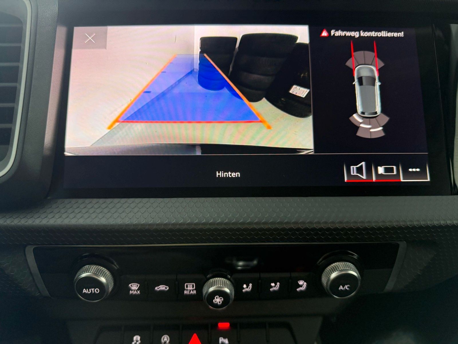 Audi A1 Sportback 30 TFSI advanced - Samsaru's Car Outlet