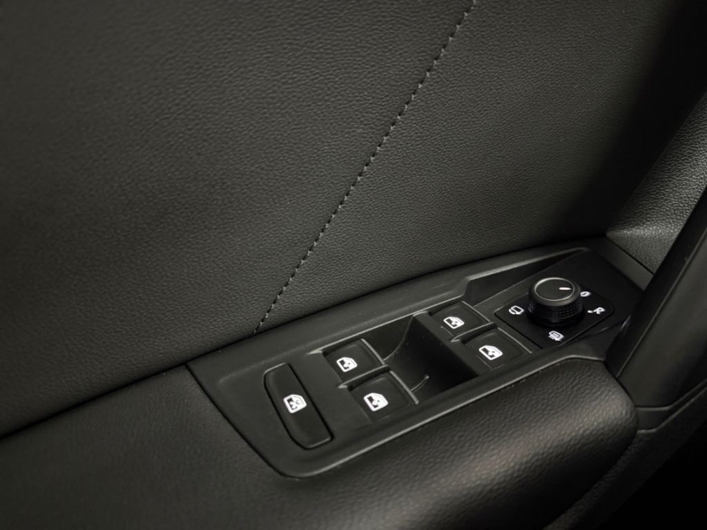 Seat Tarraco FR 4Drive AUTOMATIK NAV LED PANODACH STA