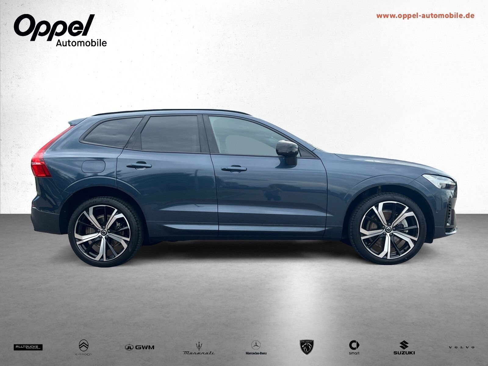 Volvo XC 60 T8 AWD Ultimate Dark AHK+RFK+PANO+SITZHZG