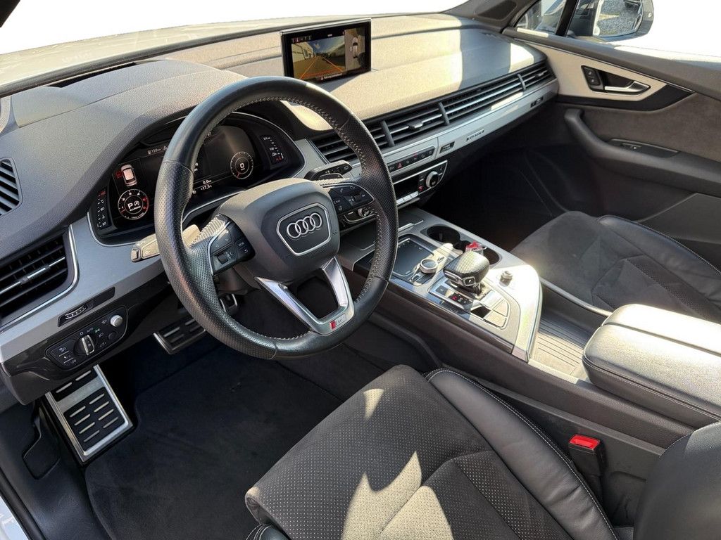 Audi Q7 50 TDI quattro +s line+AHK+Pano+BOSE+7 Sitzer