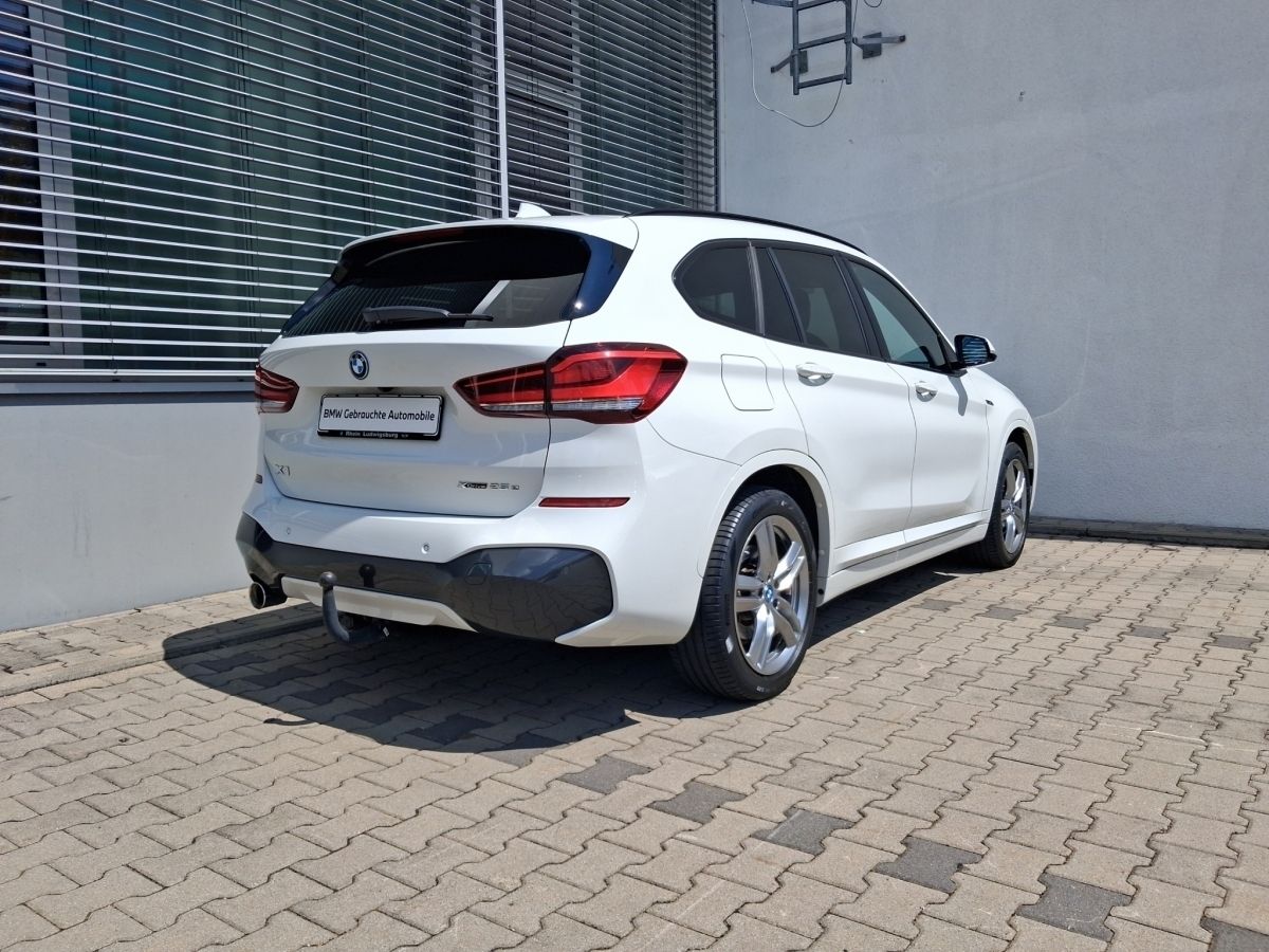 BMW X1 xDrive25e M Sport - Samsaru's Car Outlet