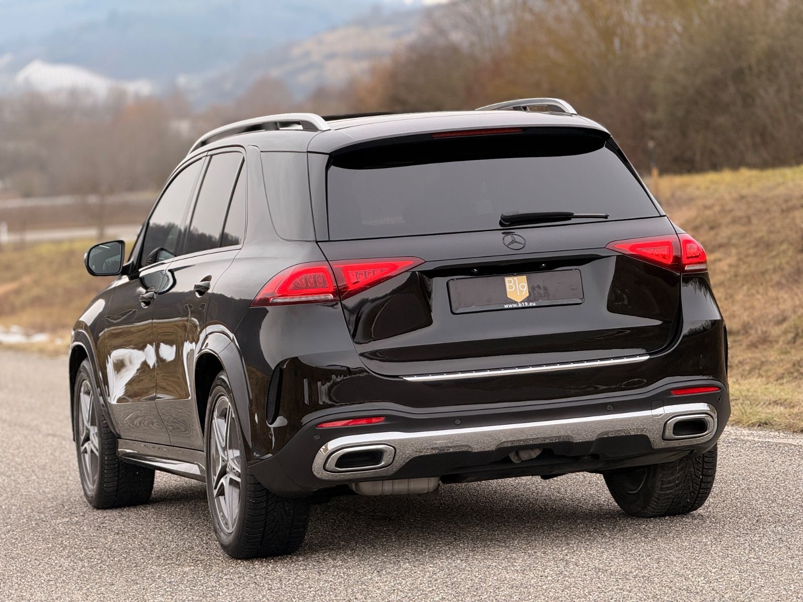 Mercedes-Benz GLE 350d/AMG LINE/JungeSterne09.26/AHK/Pano/360°