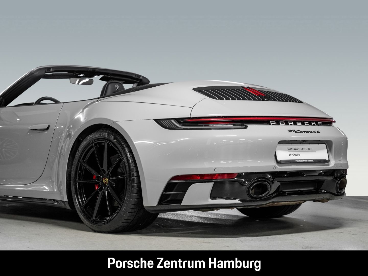Porsche 992 (911) Carrera 4S Cabriolet Sportabgas BOSE