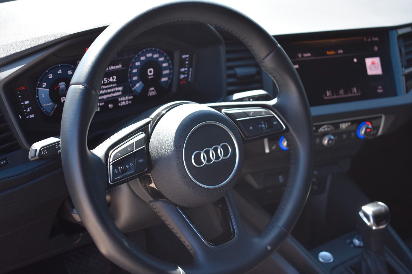 Audi A1 Sportback 30 TFSI advanced - Samsaru's Car Outlet