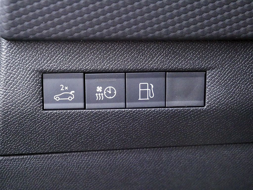DS Automobiles DS 4 E-TENSE 225 Rivoli Cross LEDER HUD LED 360°