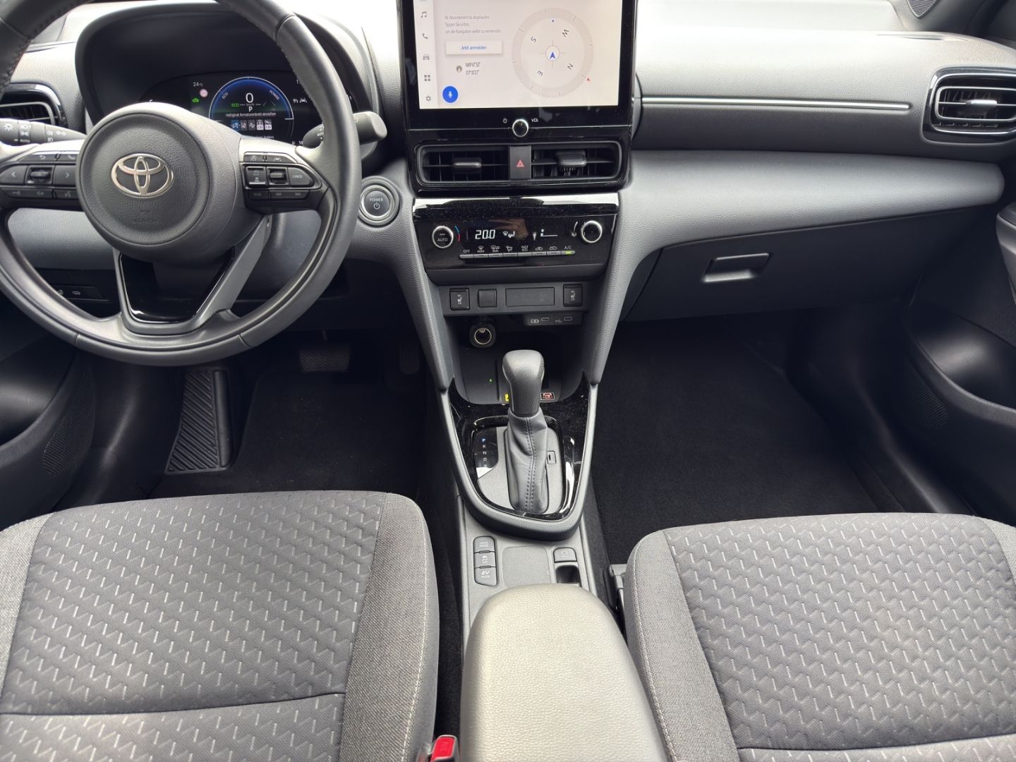 Toyota Yaris Cross Hybrid FWD 1.5 Klimaautom. Navi LED