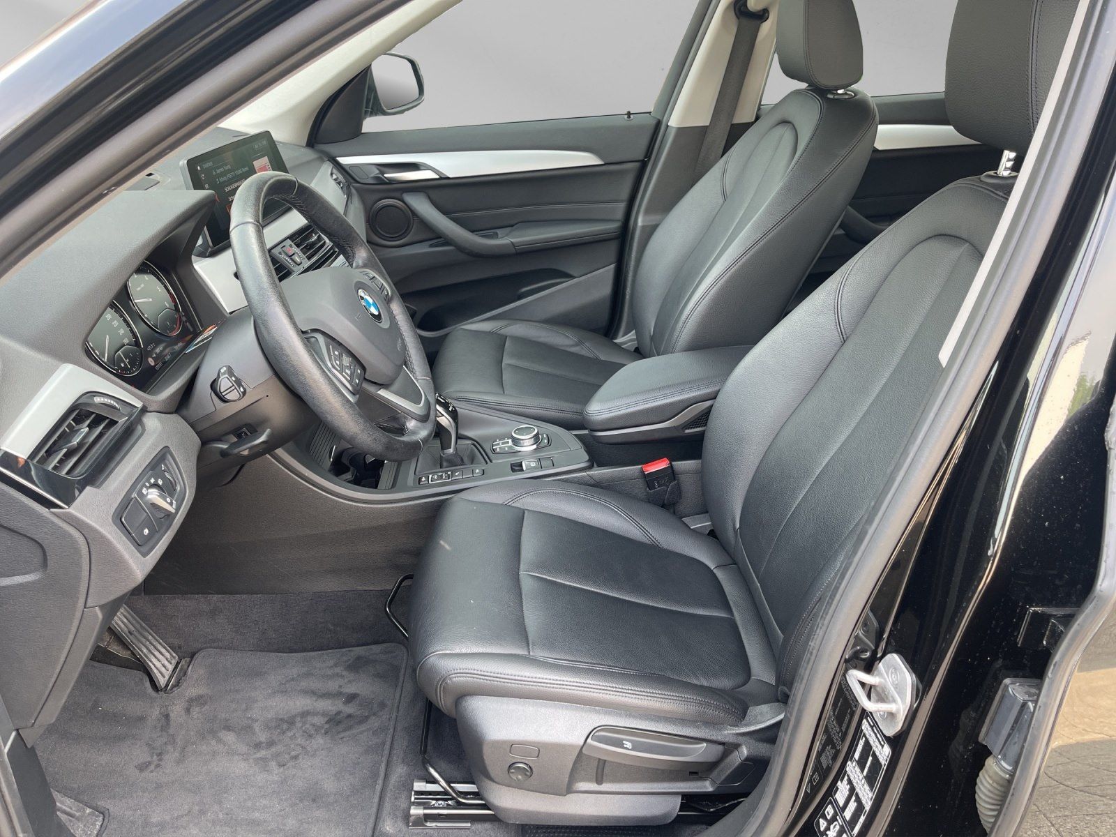 BMW X1 xDrive25d Advantage - Samsaru's Car Outlet