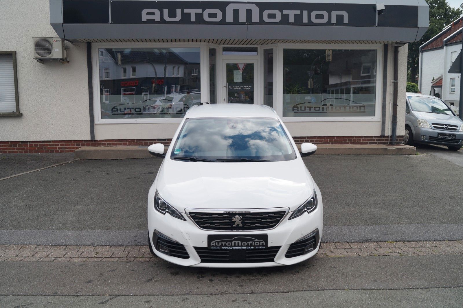 Peugeot 308 SW - Samsaru's Car Outlet