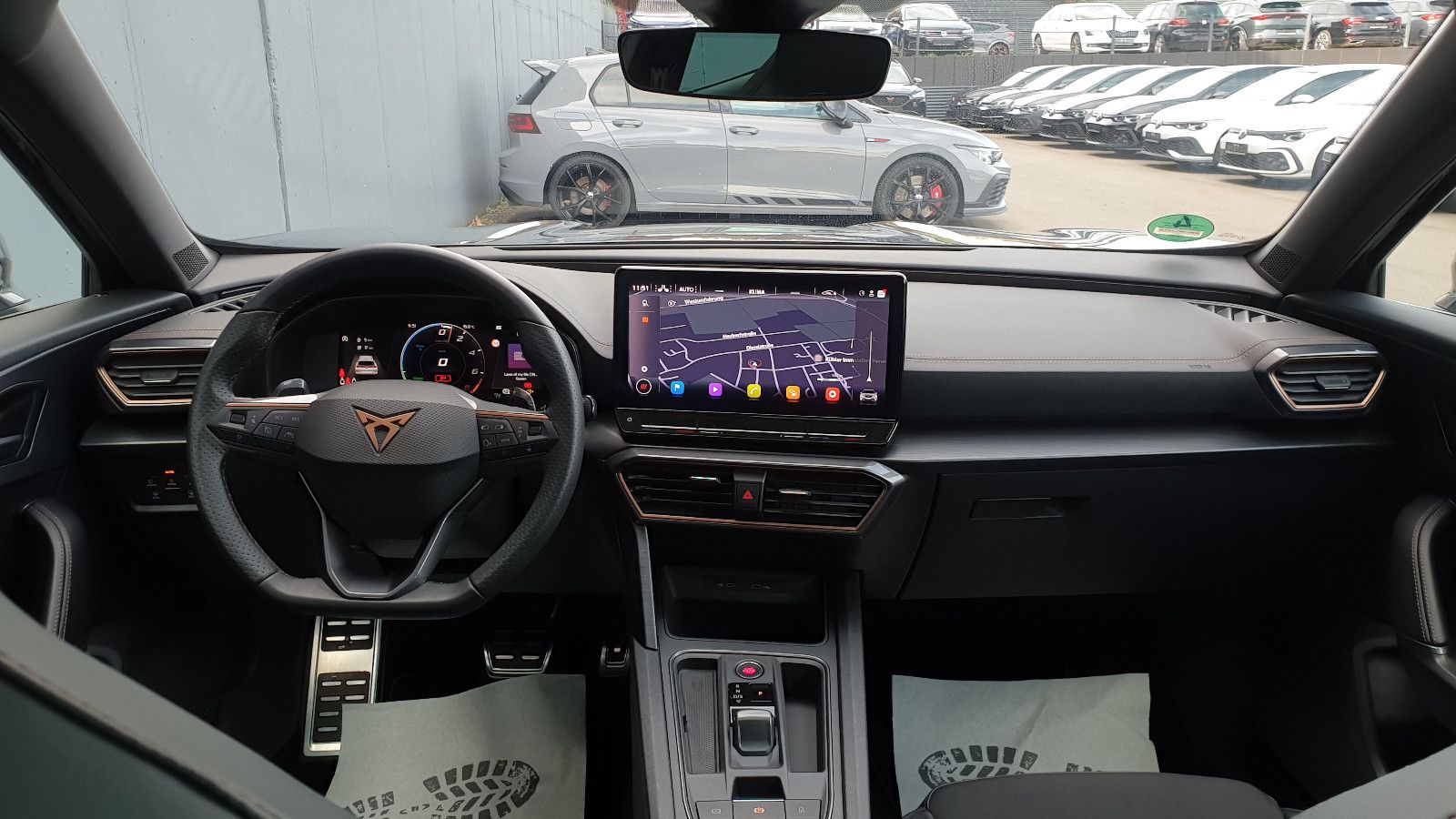 Cupra Formentor 1.4 e-HYBRID VZ DSG Pano/Virtual/AHK