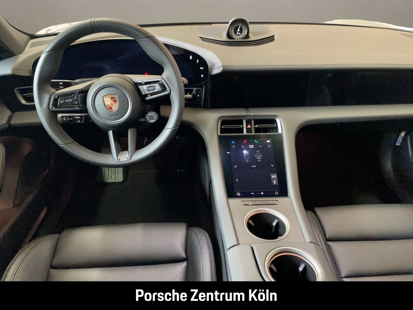 Porsche Taycan 4 Cross Turismo InnoDrive Surround-View