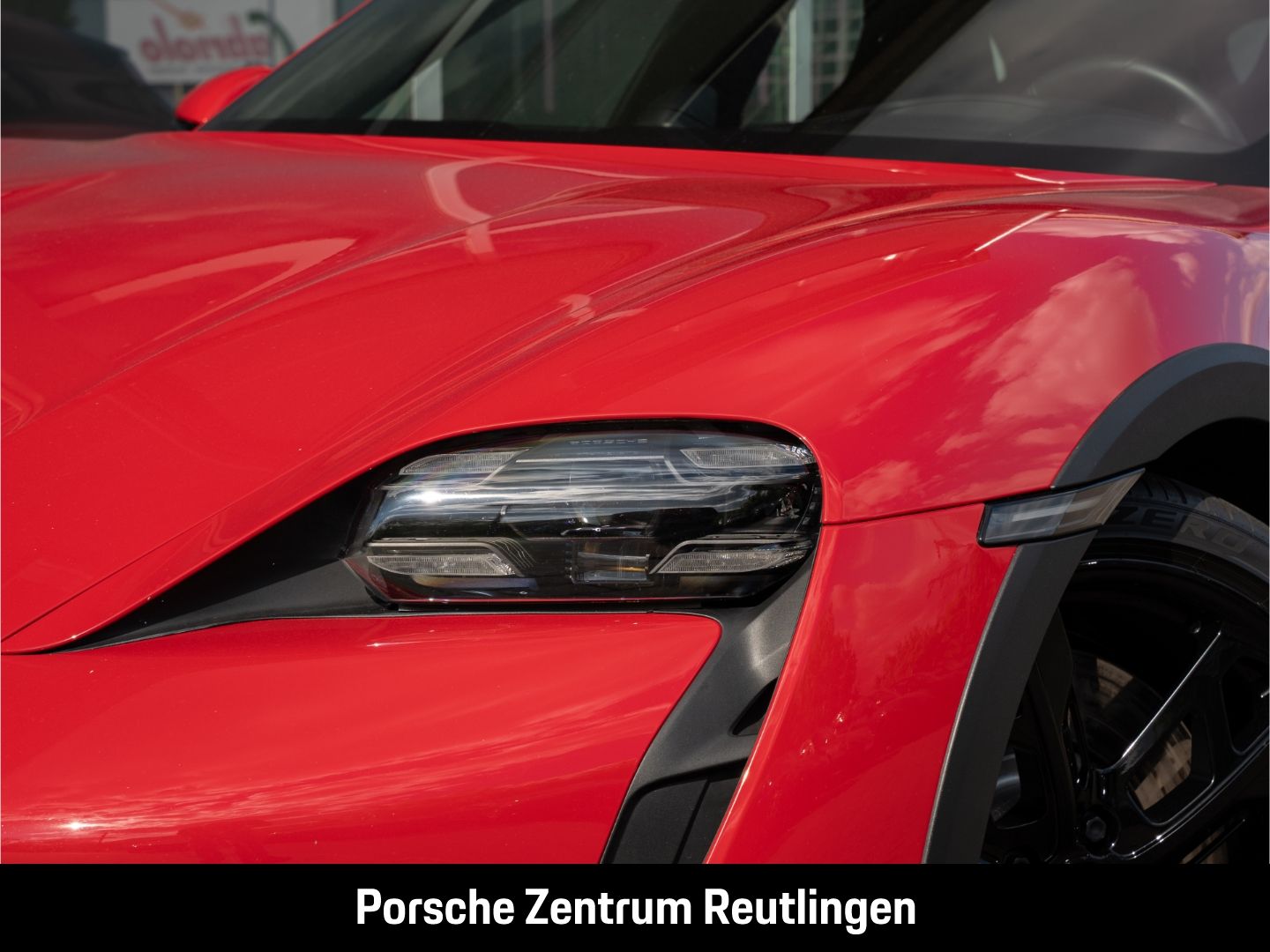 Porsche Taycan Turbo Cross Turismo LED-Matrix Panorama