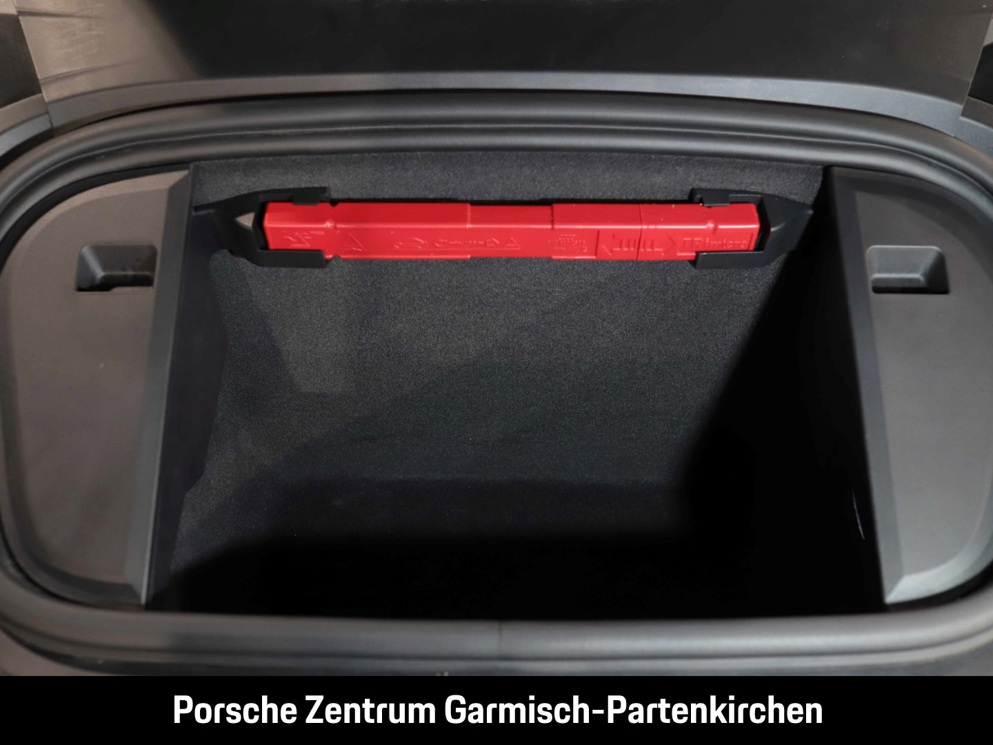 Porsche Taycan GTS Sport Turismo 360 Kamera LenkradHZG