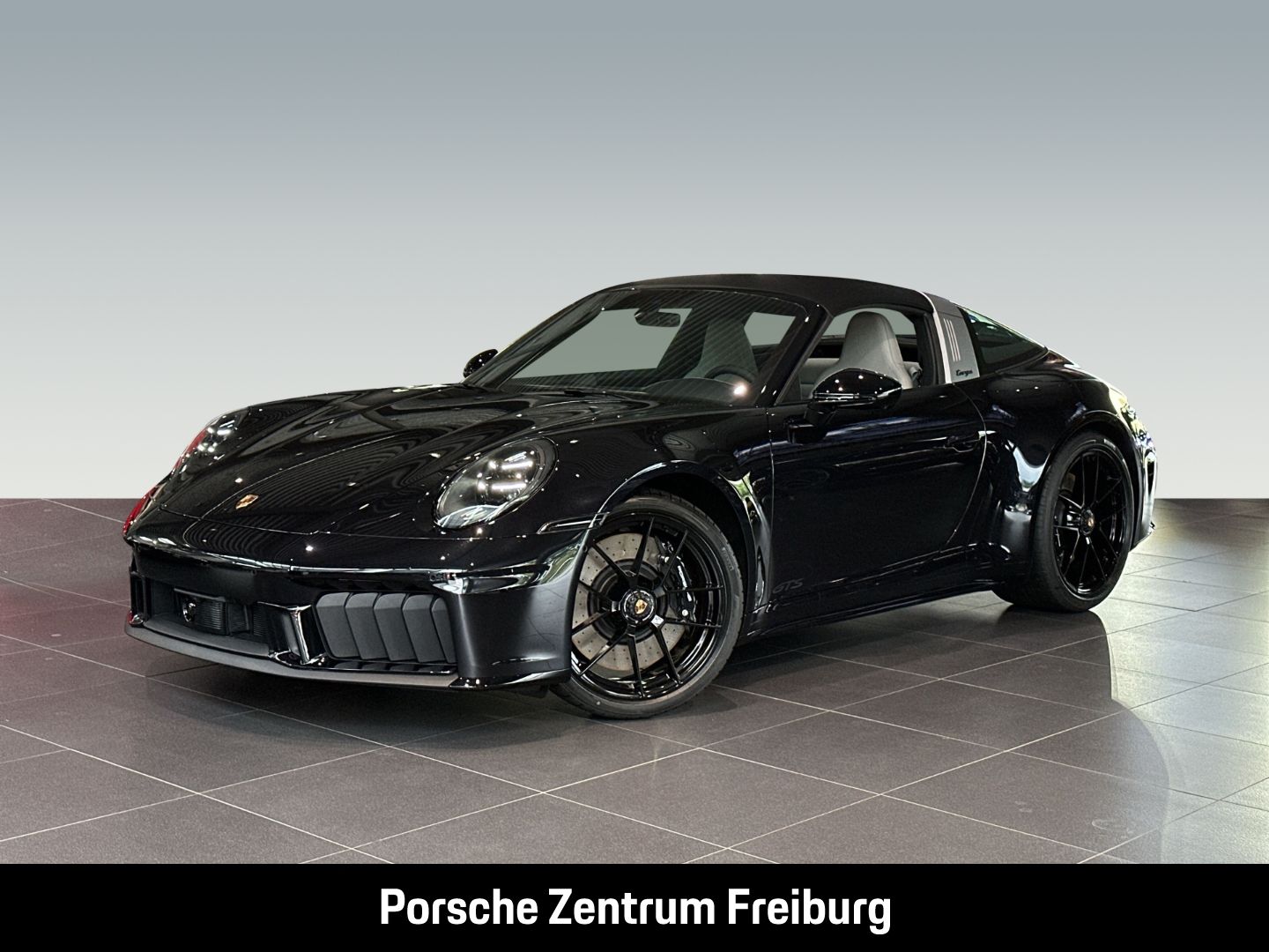 Porsche 992 911 Targa 4 GTS Burmester Sportabgasanlage