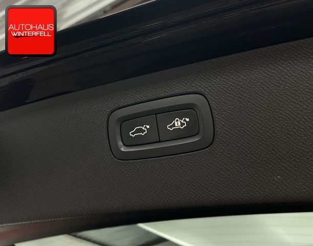 Volvo XC90 T6 AWD R-DESIGN CARBON 7SITZ+PANO+B&W+LUFT+