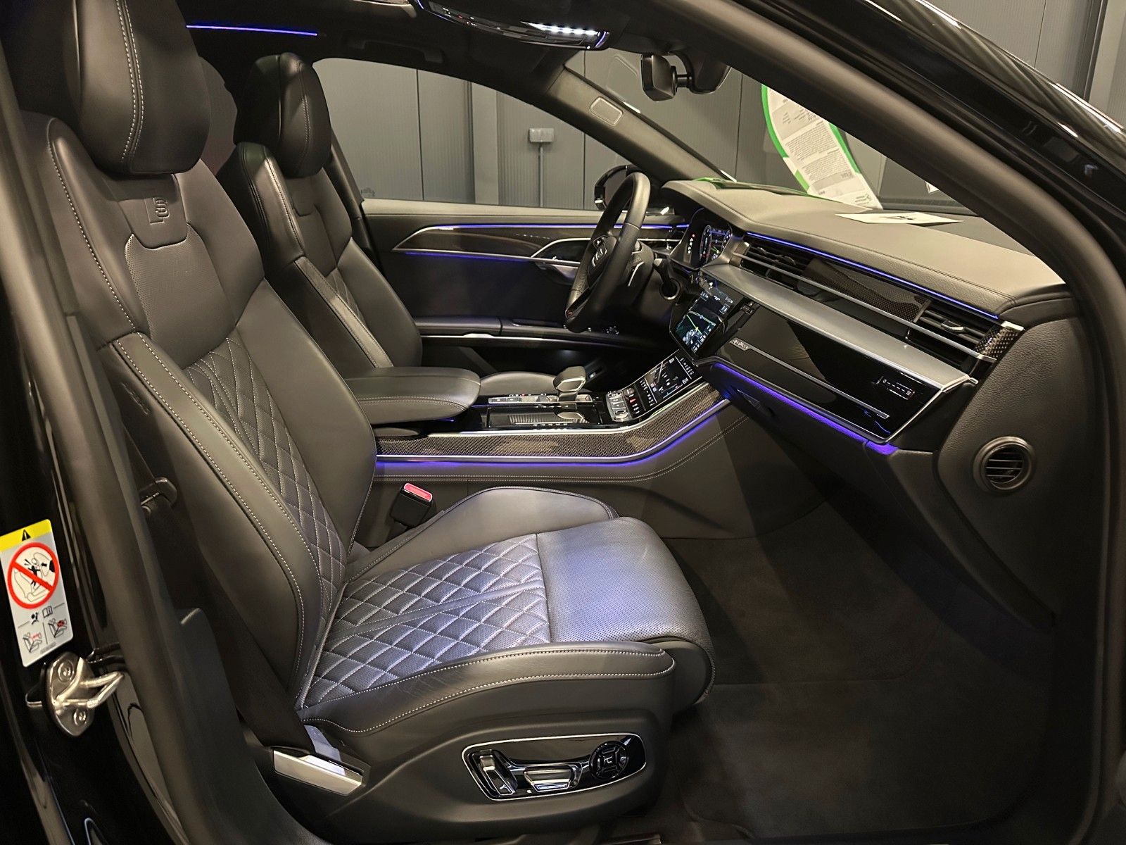 Audi A8 50 TDI quattro S-Line - Samsaru's Car Outlet