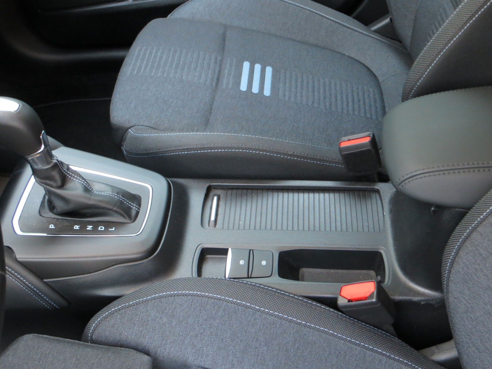 Ford FocusTurn Active X iACC AHK GJR Win.P B&OFGS 4J