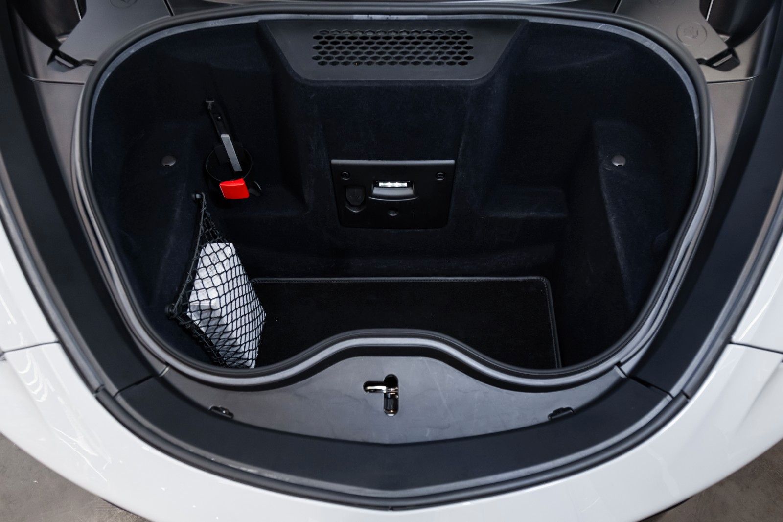 McLaren GT - Luxe - MSO Cirrus Grey