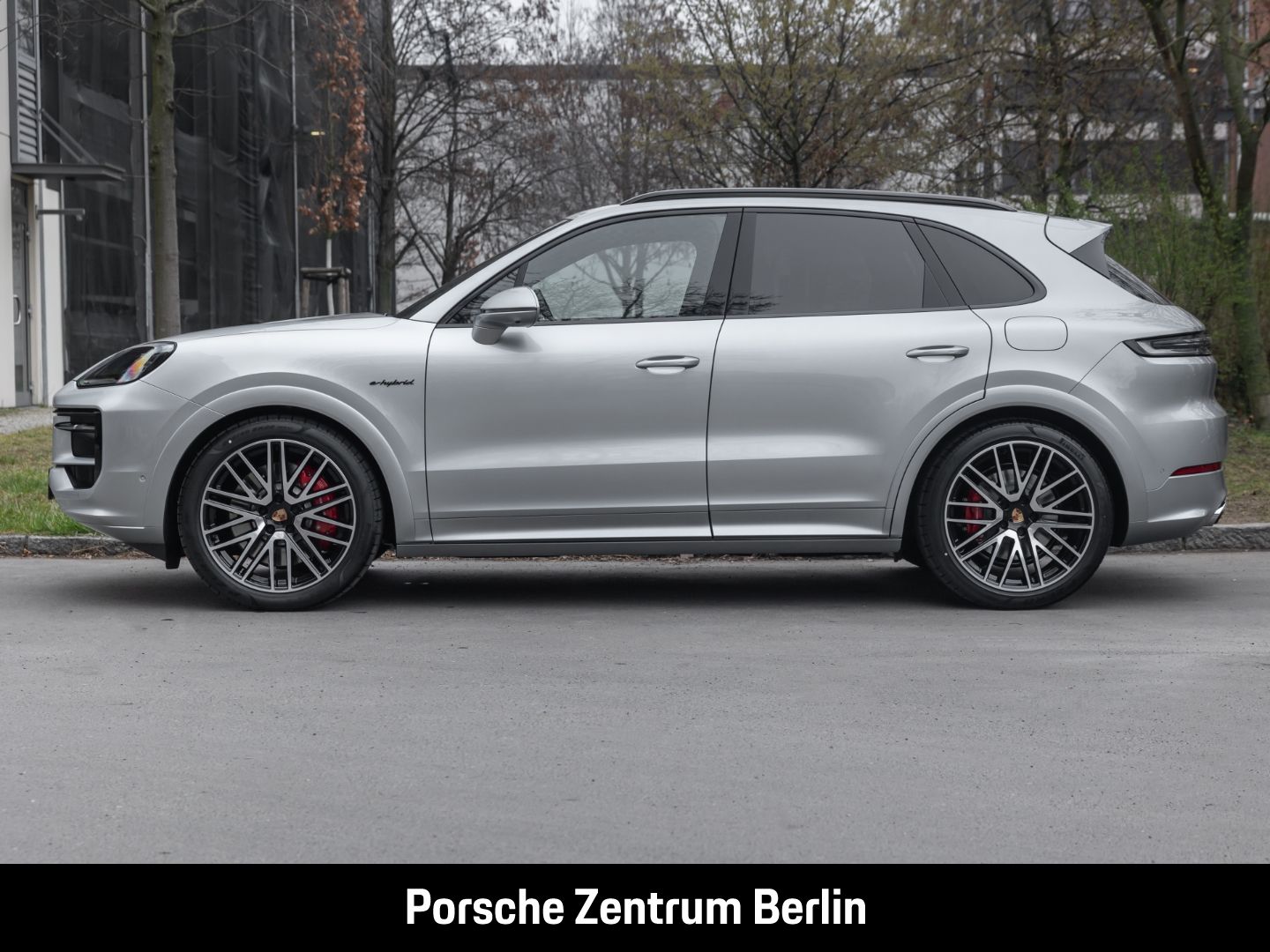 Porsche Cayenne S E-Hybrid Burmester Sportabgasanlage