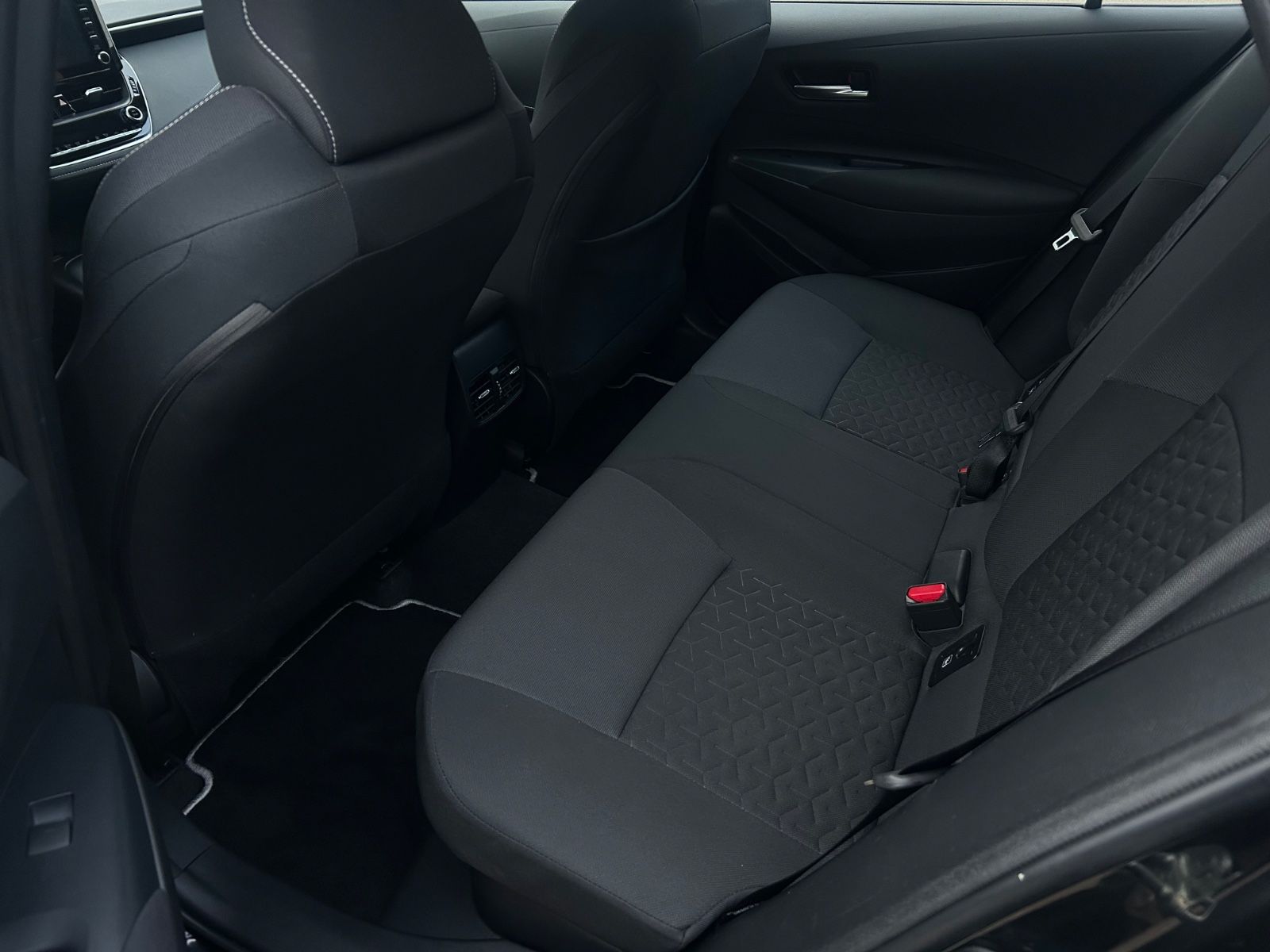 Toyota Corolla Touring Sports Hybrid Business Edition