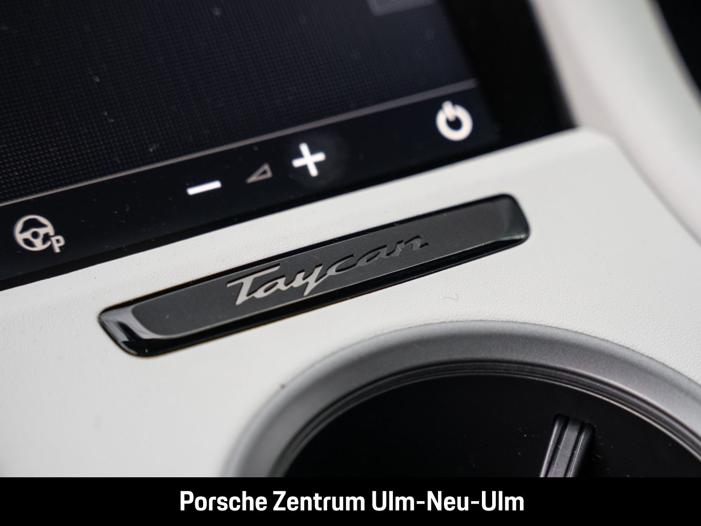 Porsche Taycan 4S Cross Turismo HA-Lenkung Active-Ride