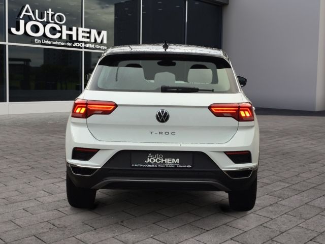 Volkswagen T-Roc Active DSG - Samsaru's Car Outlet
