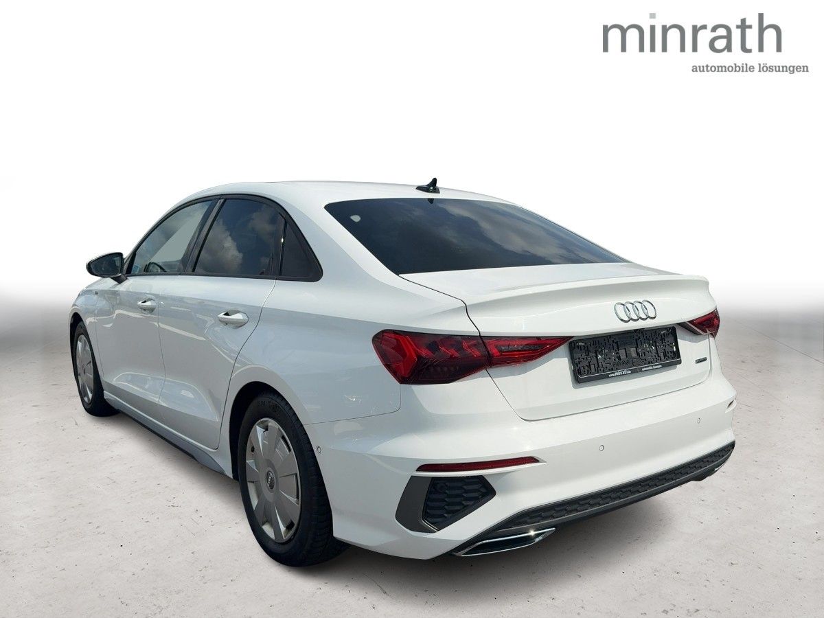 Audi A3 Limousine 40 TFSI Q S-Line PANO+APP+DAB+PANO