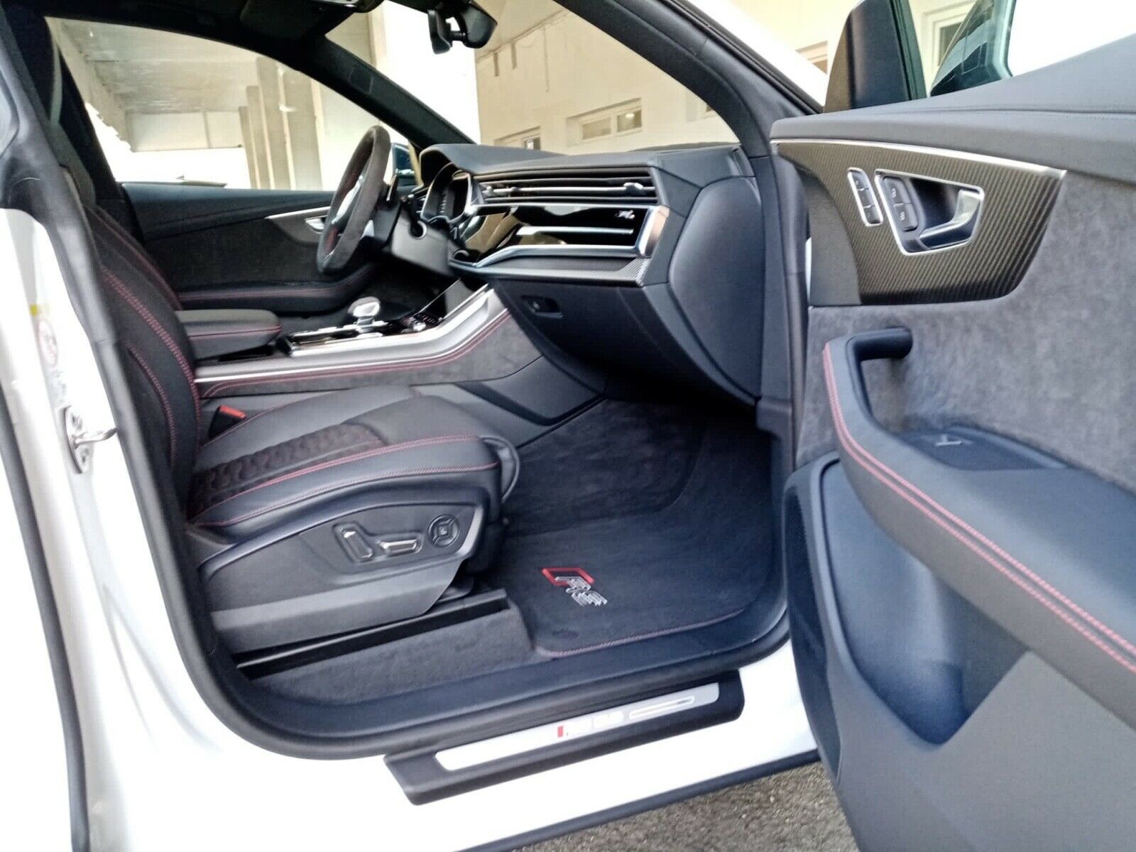 Audi RS Q8 4.0 TFSI Keram Pan Nigt StHzg Dynam Mass