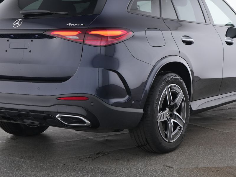 Mercedes-Benz GLC 300 de 4M AMG AHK+Pano+Night+Distr+DigiLight