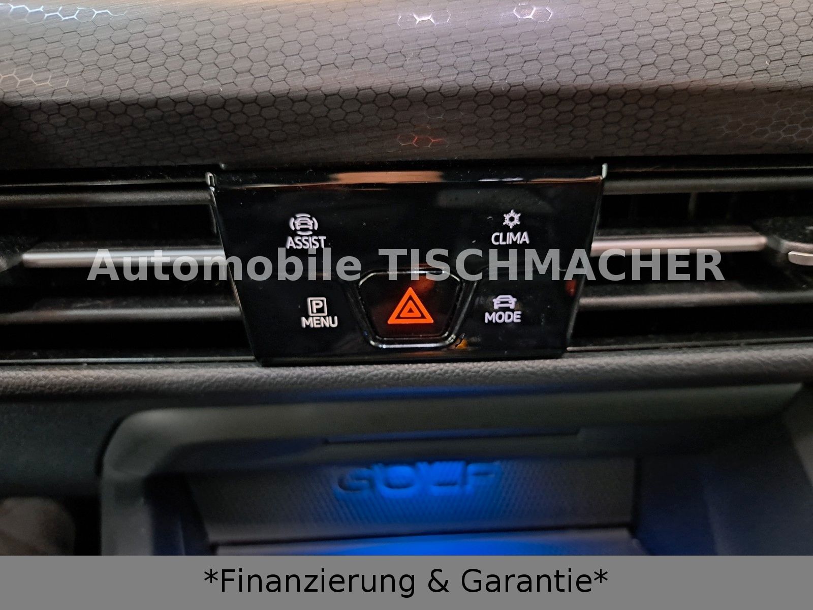 Volkswagen Golf VIII DSG - Samsaru's Car Outlet