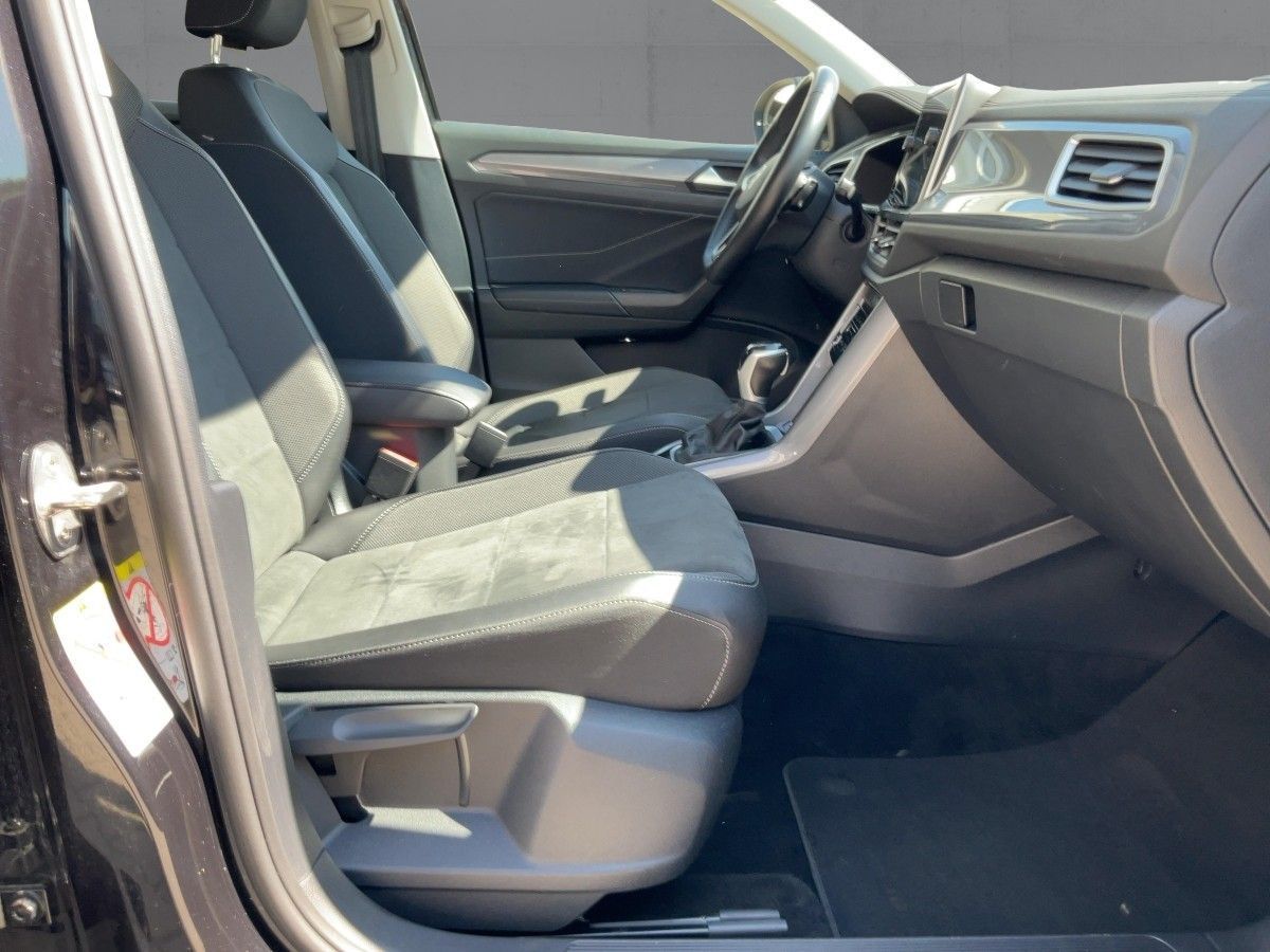 Volkswagen T-Roc 1.5 TSI DSG STYLE - Samsaru's Car Outlet