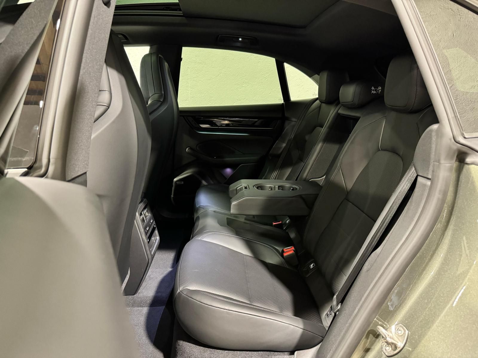 Porsche Macan Electric - Samsaru's Car Outlet