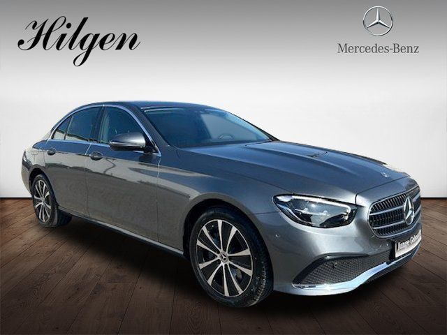 Mercedes-Benz E 300 e Avantgarde - Samsaru's Car Outlet