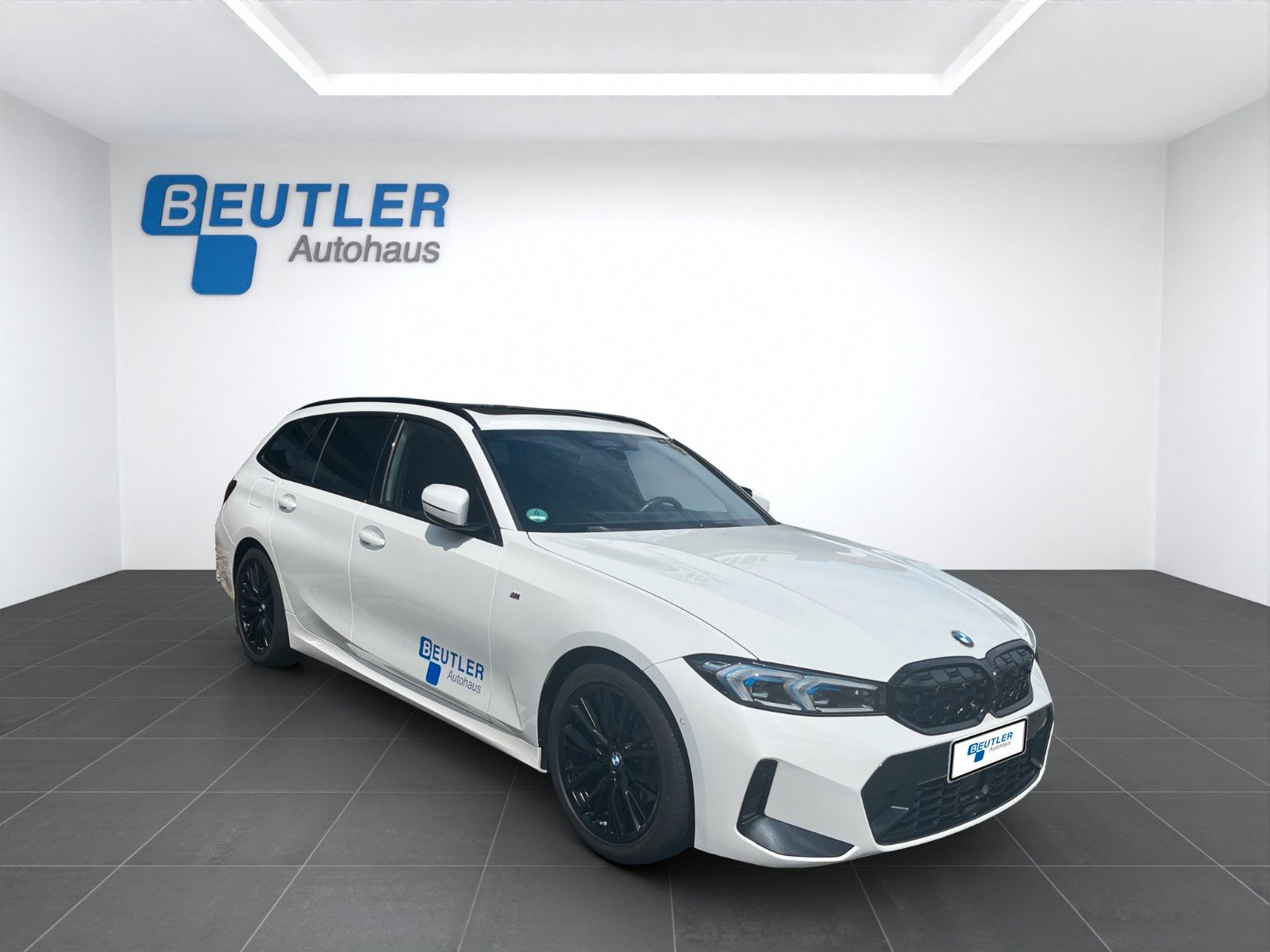 BMW 320dA Touring MSport 18" Pano DAP PAP AHK eSitze