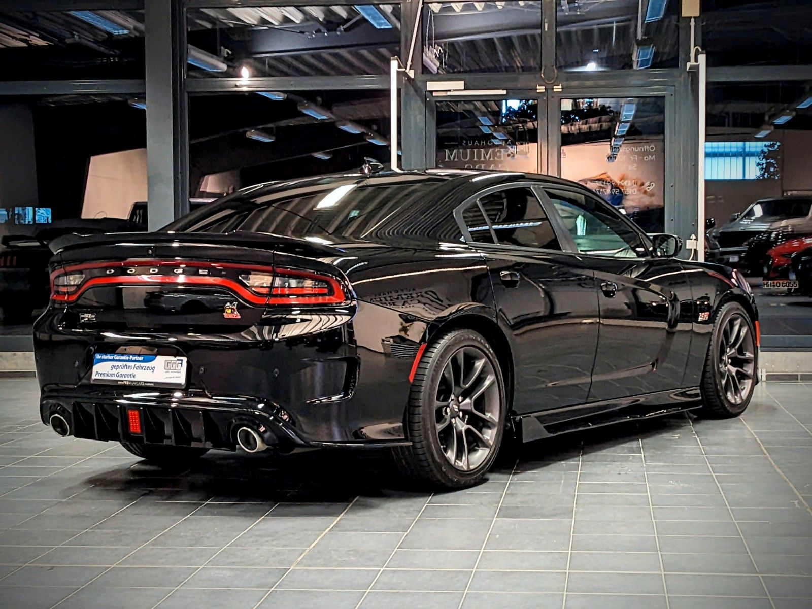 Dodge Charger SRT 6.4L V8 HEMI /Kamera/TÜV-Neu!