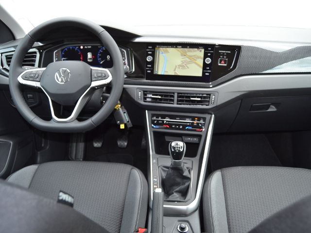 Volkswagen Taigo 1.0 TSI Life - Samsaru's Car Outlet