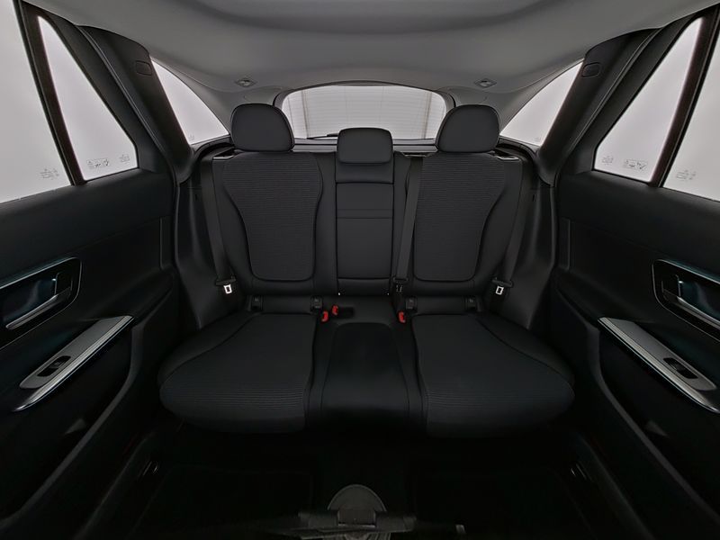 Mercedes-Benz GLC 200 4MATIC Avantgarde - Samsaru's Car Outlet