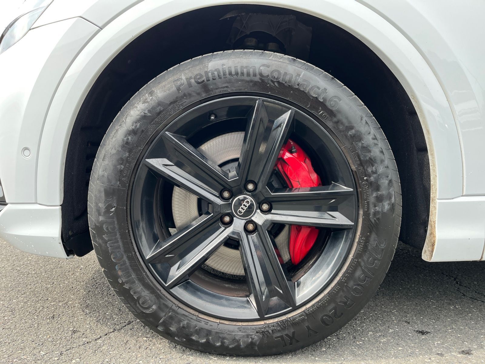 Audi Q8 S-Line 55 TFSIe quattro / HD-Matrix, AHK, B&O