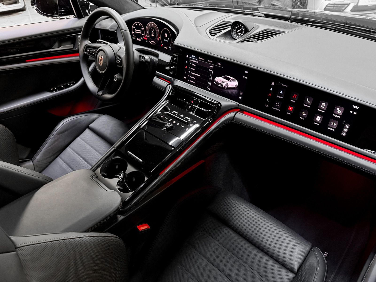 Porsche Panamera 4.0 V8 GTS / 5 SEATS / FULL