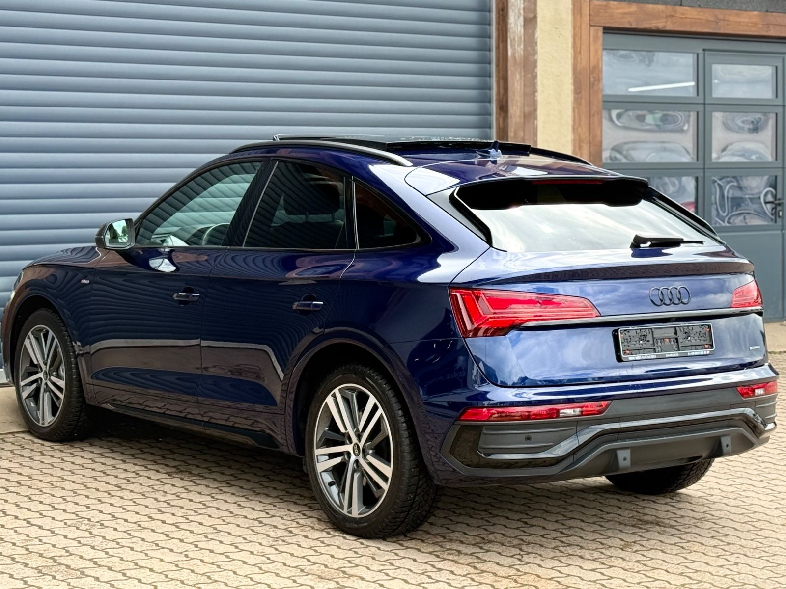Audi Q5 quattro S-Line/MATRIX/AHK/Pano/Luft/MASSAGE/