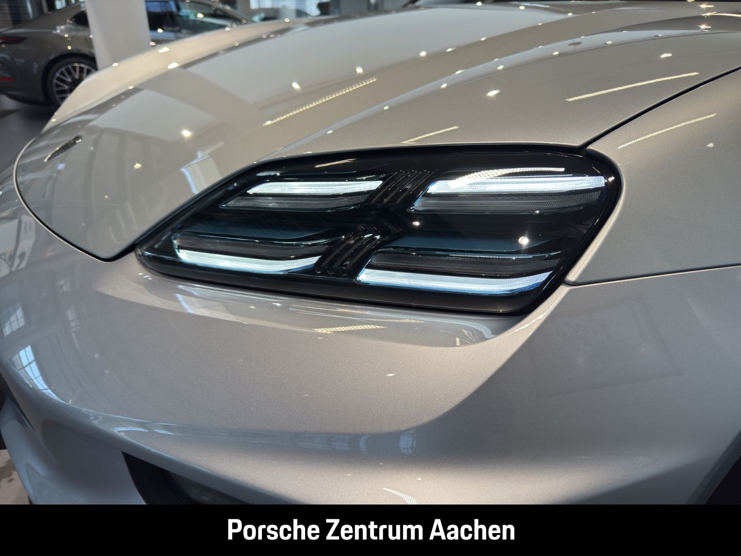 Porsche Macan Turbo BOSE InnoDrive Panorama LED-Matrix