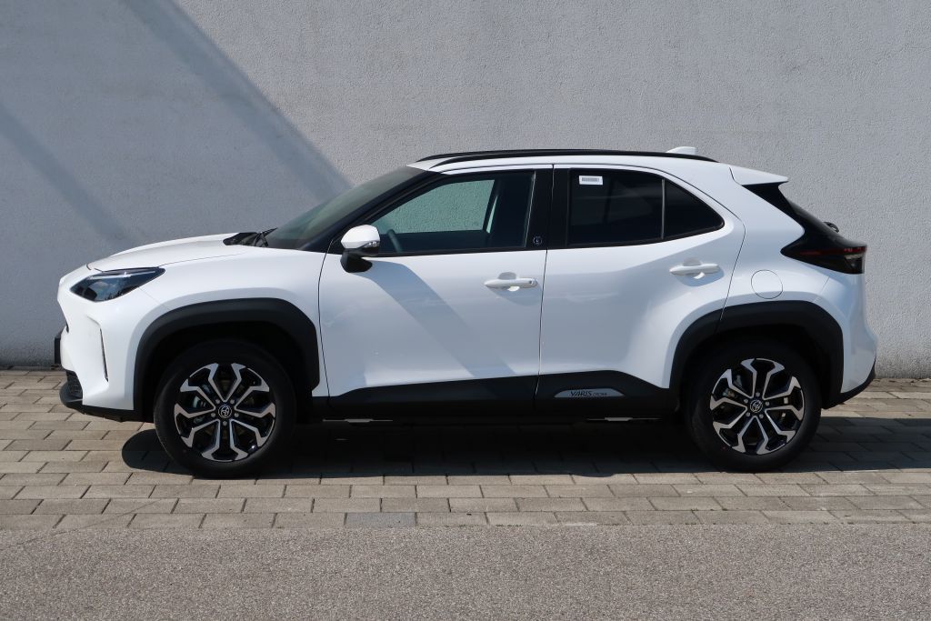 Toyota Yaris Cross Team D Winter+Safety Paket