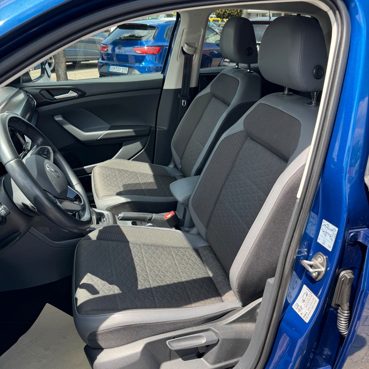 Volkswagen T-Cross Style - Samsaru's Car Outlet