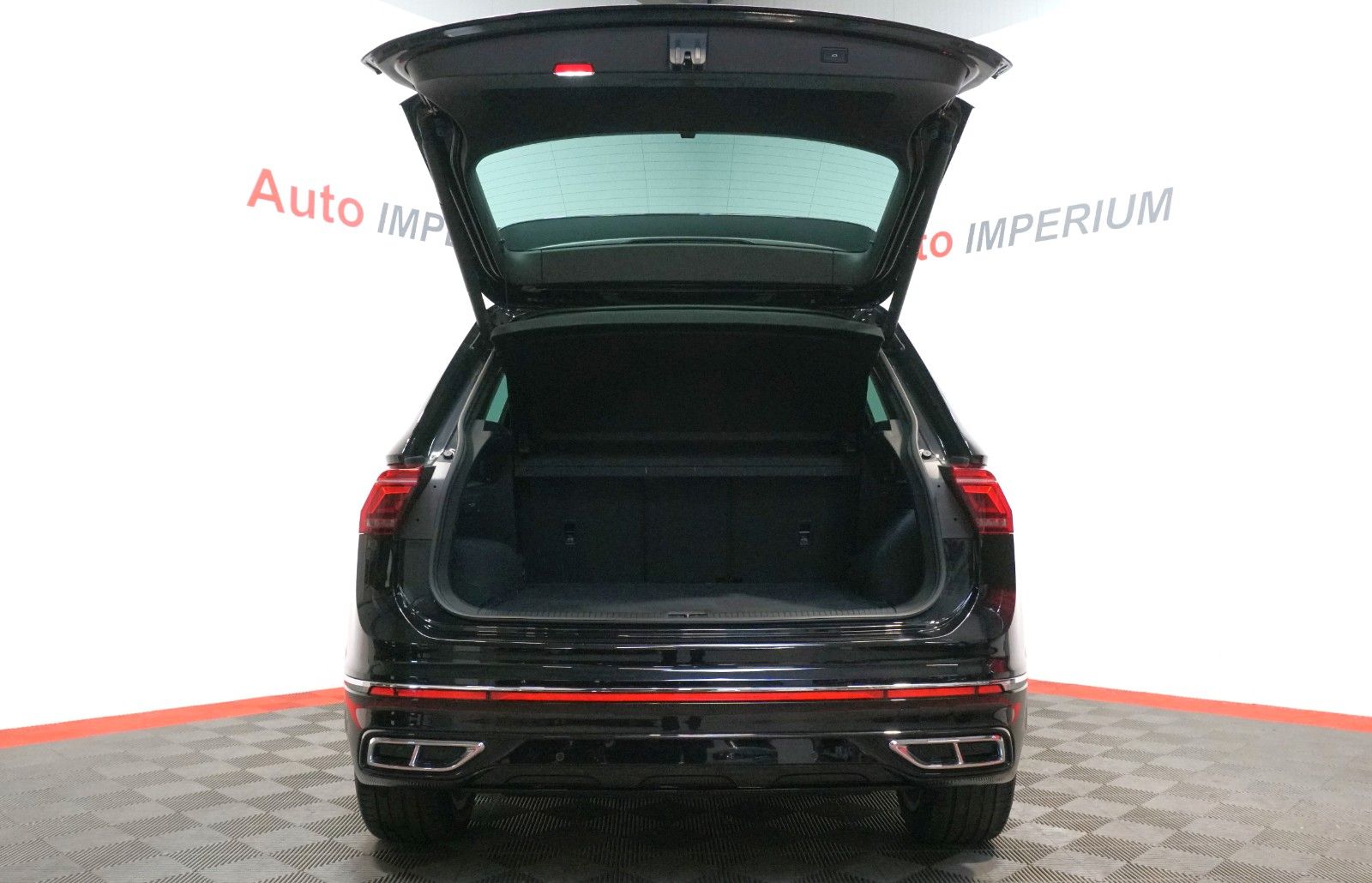 Volkswagen Tiguan R-Line 4Motion 2.0 TDI*IQ.Light*AHK*RfK
