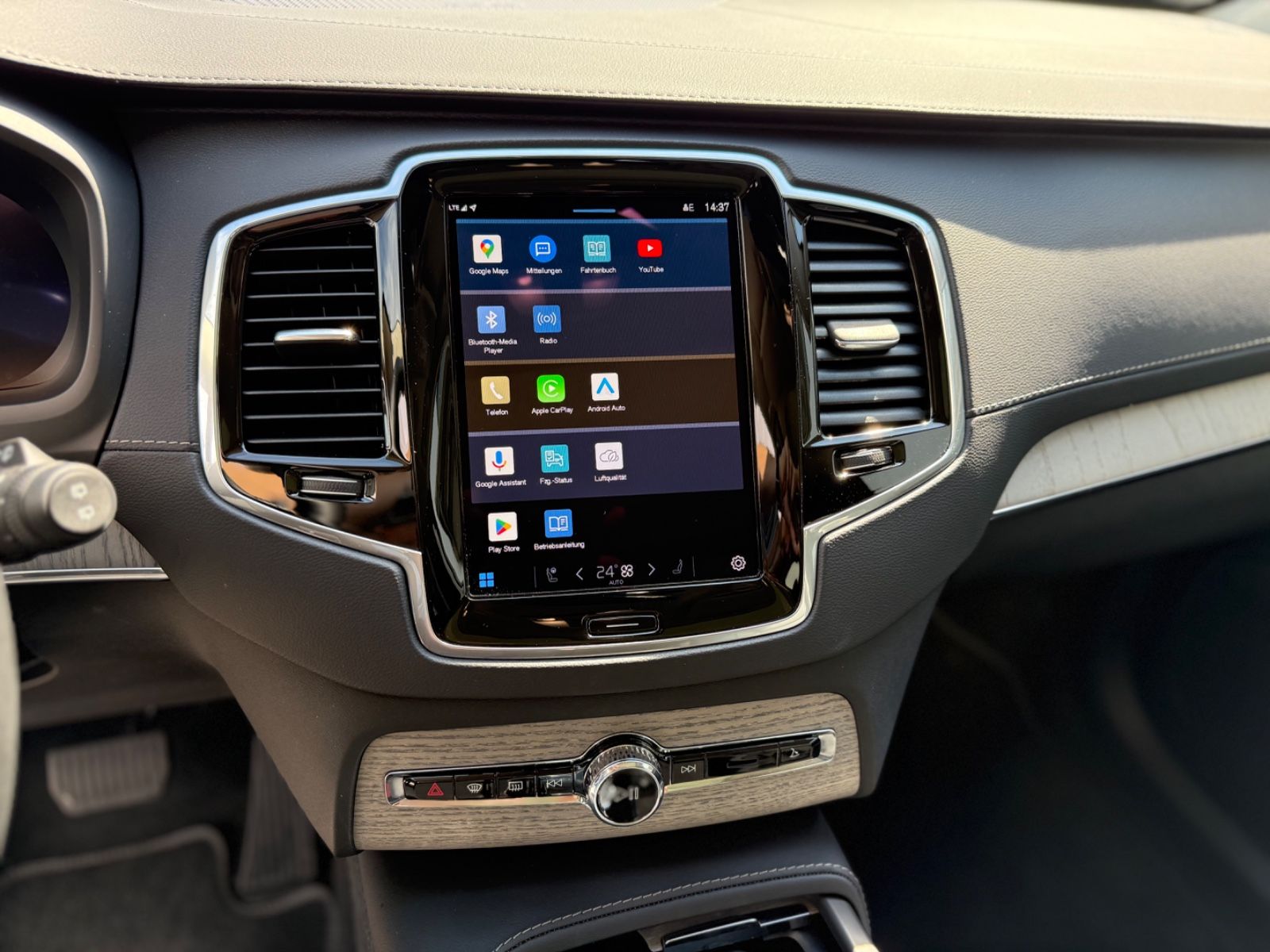 Volvo XC90 Ultra Dark T8 AWD/Pano/360°/HK/BLIS/AHK/HUD